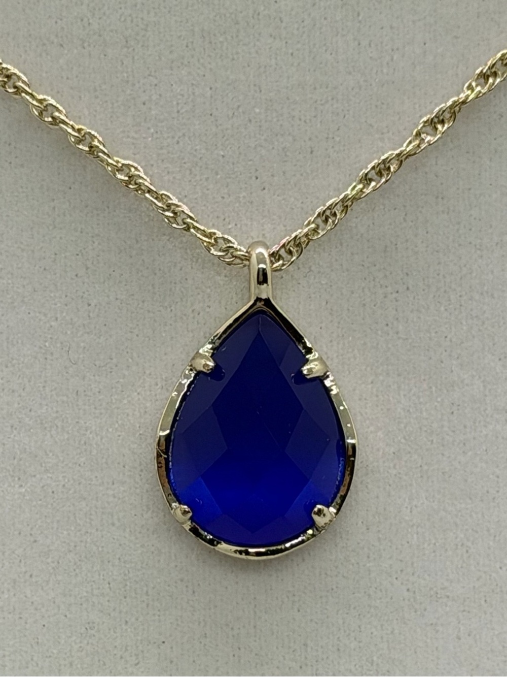 HTF Kendra Scott Cobalt Blue Kiri